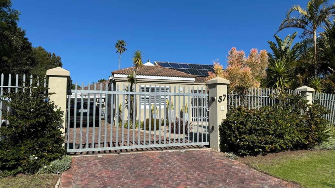 Plett57 - Self Catering - Room No1 Plettenberg Bay Exterior foto